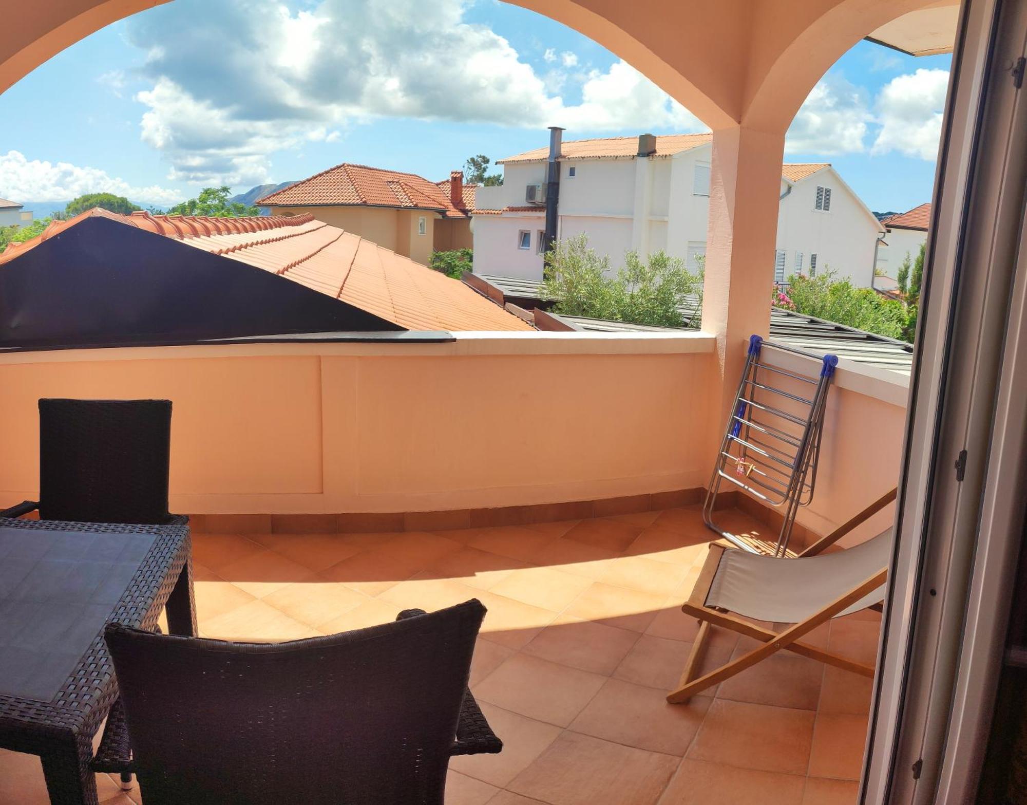 Apartmani Simon Lopar Εξωτερικό φωτογραφία