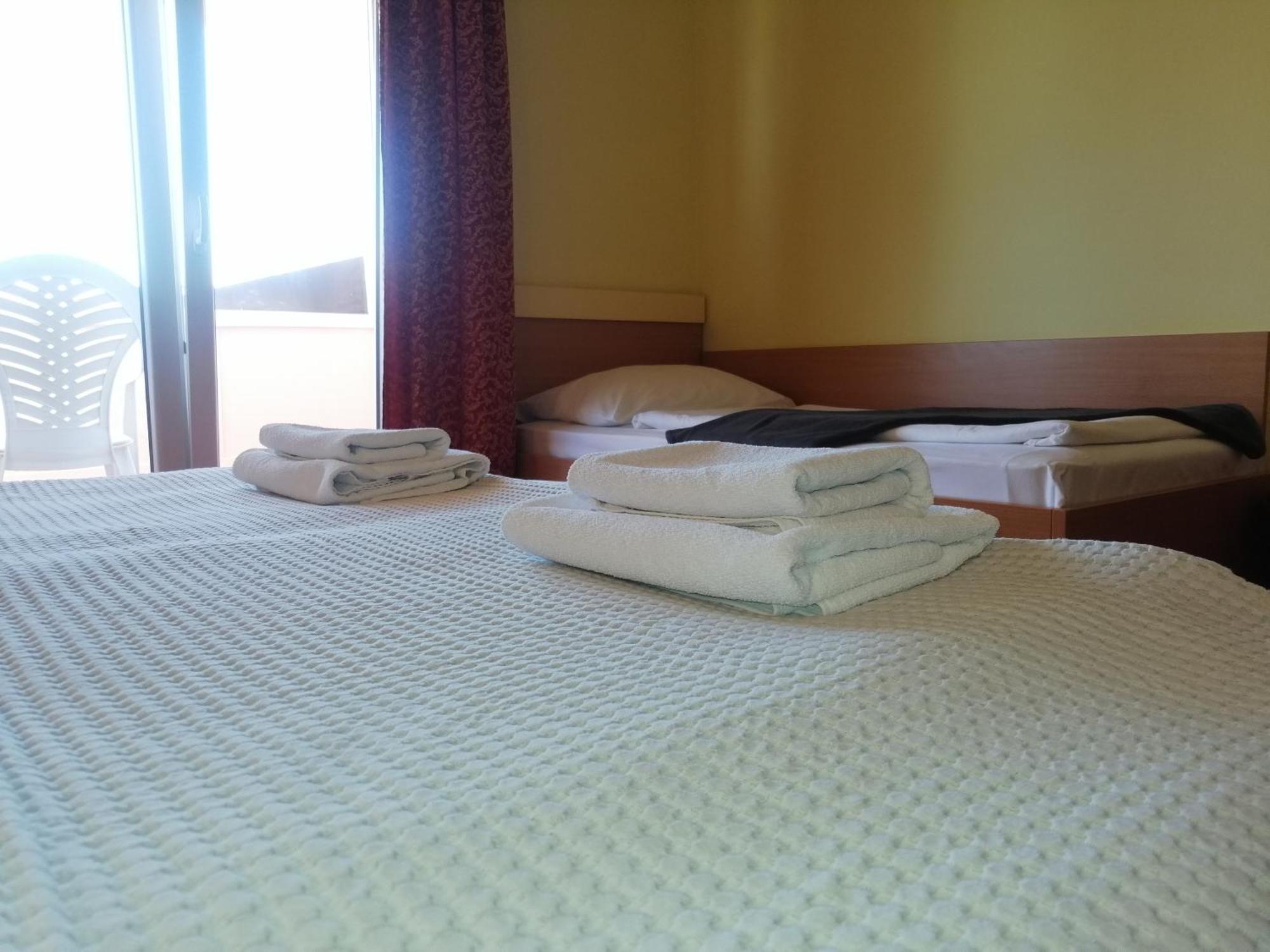 Apartmani Simon Lopar Δωμάτιο φωτογραφία