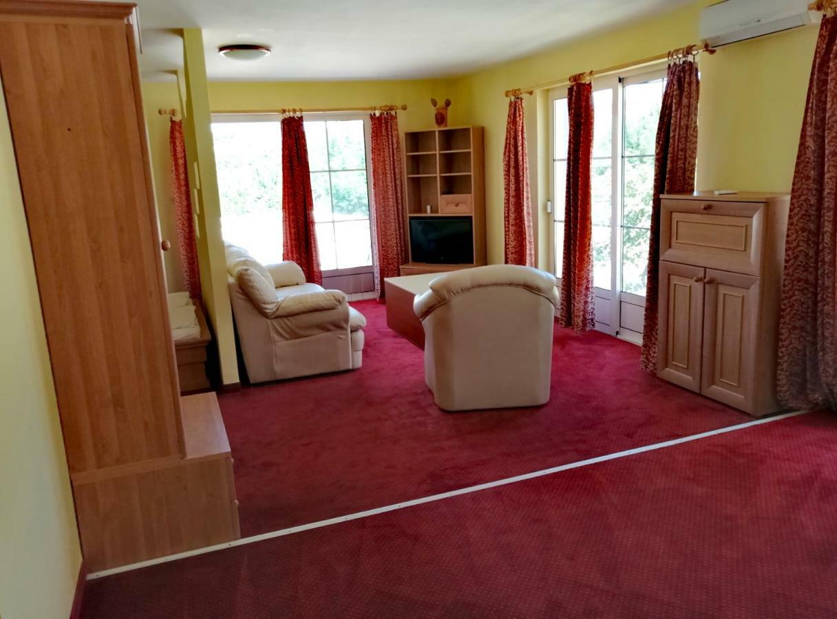 Apartmani Simon Lopar Δωμάτιο φωτογραφία