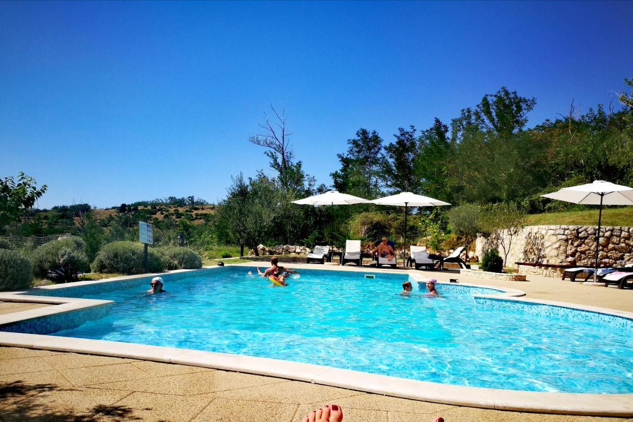 Apartmani Simon Lopar Εξωτερικό φωτογραφία